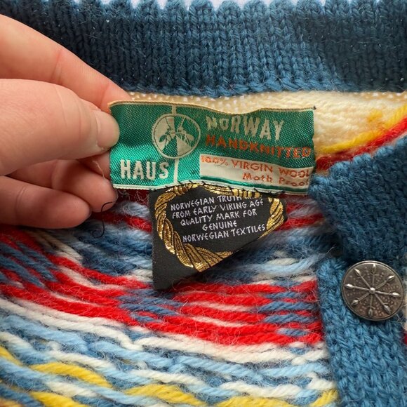 Vintage Norwegian Wool Cardigan Nordic Ski Sweater with Silver Buttons Medium - Picture 7 of 9